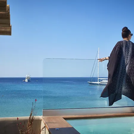 كوسموبلاز 4* Mykonos Town