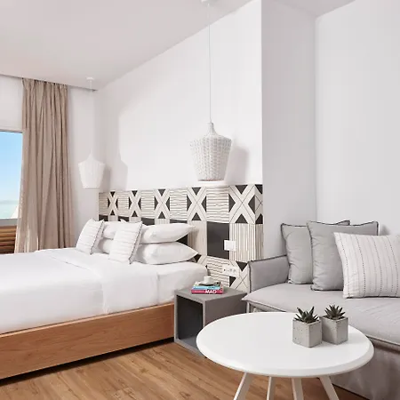 كوسموبلاز 4* Mykonos Town