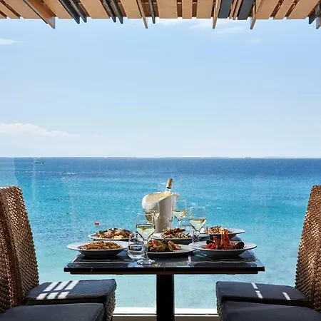 كوسموبلاز فندق Mykonos Town
